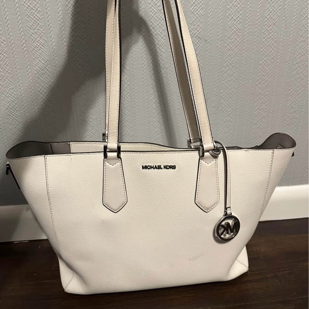 Michael Kors Cream Tote Bag with Black Accents